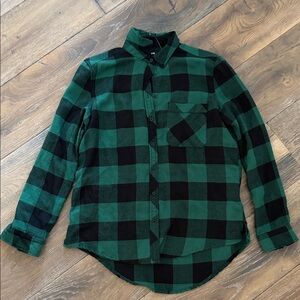 BDG Green and Black Plaid Shirt - new!